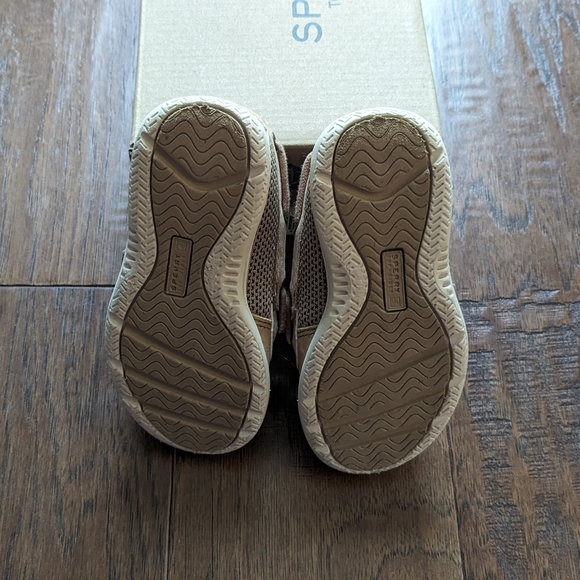 Sperry Shoresider Jr - Picture 2 of 6